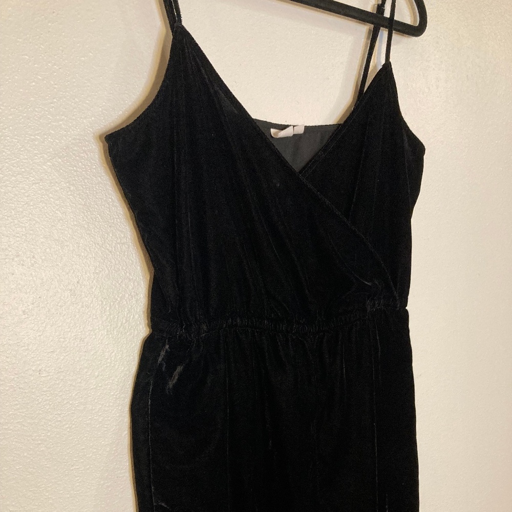 gap sleeveless velvet straight leg jumpsuit